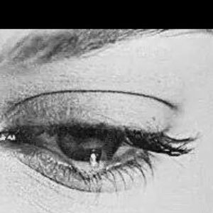 Meet your Posher, Edelia