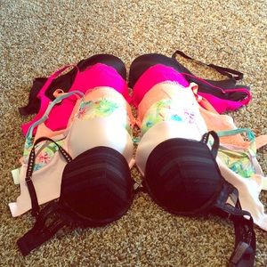 Victoria Secret Bra's in 34DD