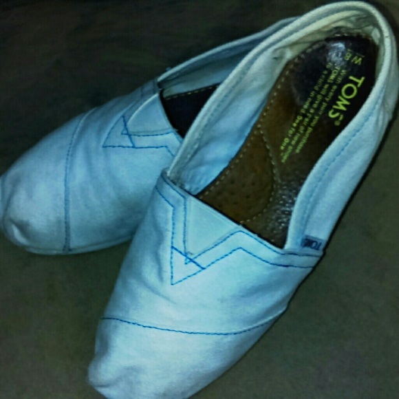 Sky Blue Tom's