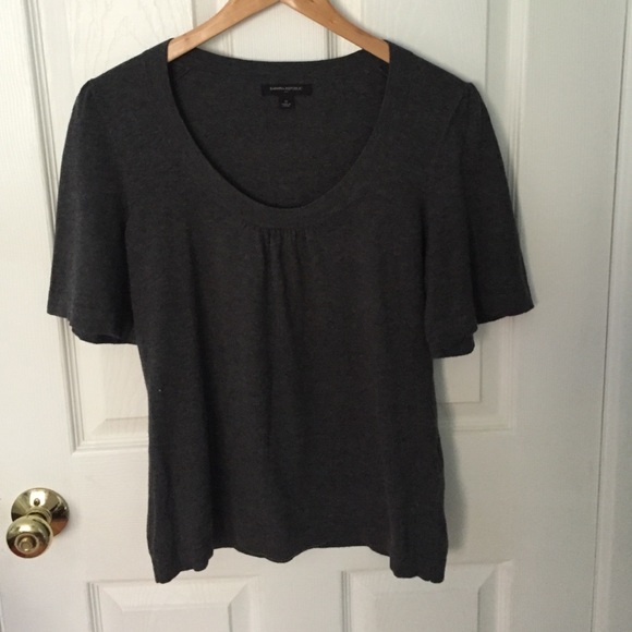 Grey, short sleeved, Banana Republic sweater - Med