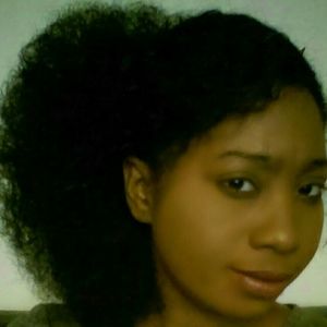 Meet your Posher, Larae