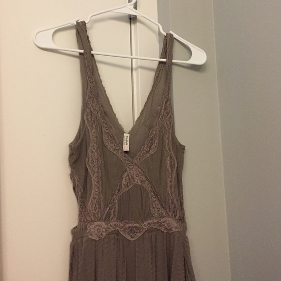 Maxi dress with side slits