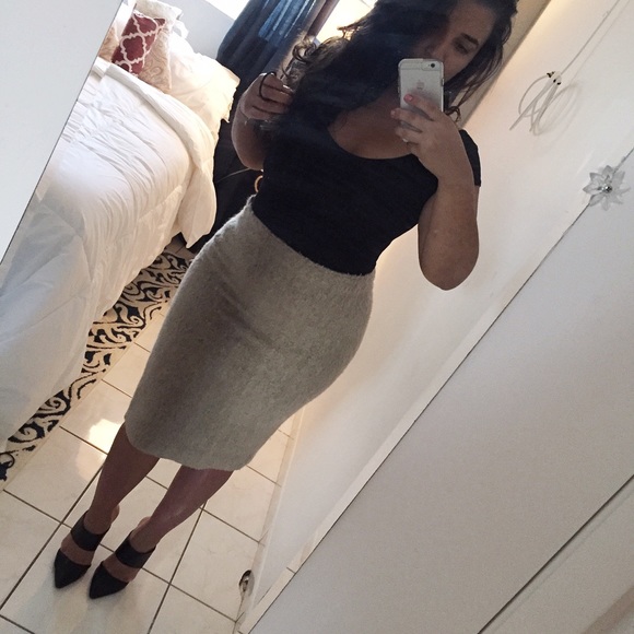 Nude Zara pencil skirt