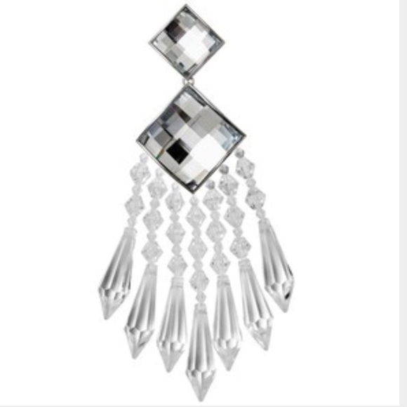 ❌SOLD❌ Balmain H&M Chandelier Crystal Earrings - Picture 2 of 4