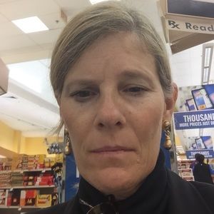 Meet your Posher, Cheryl