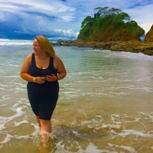 Meet your Posher, Megan