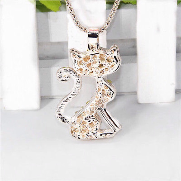 Betsy Johnson fox pendant. SOLD!!!!!!!!! - Picture 2 of 2