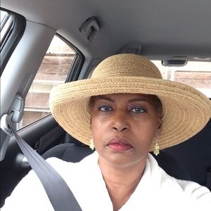 Meet your Posher, Val