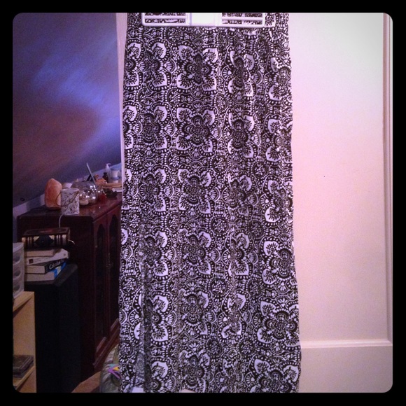 Maxi skirt - Picture 1 of 1