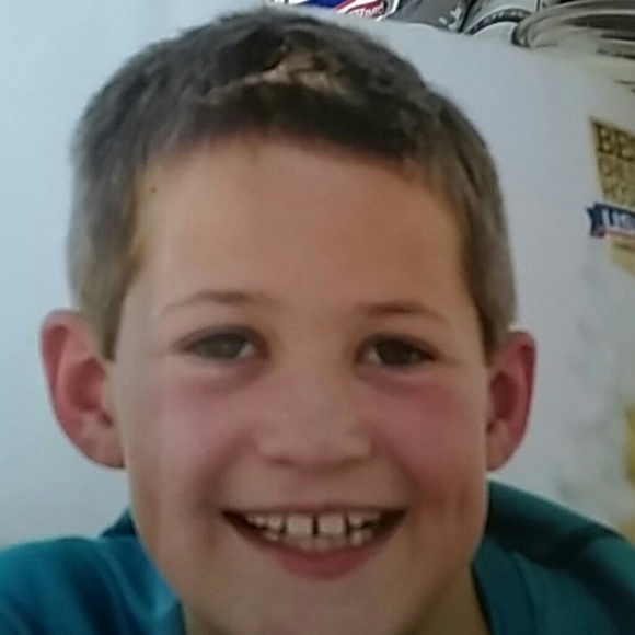 Meet your Posher, Dallion - Picture 1 of 1