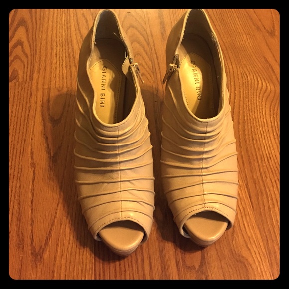Gianni Bini Heels