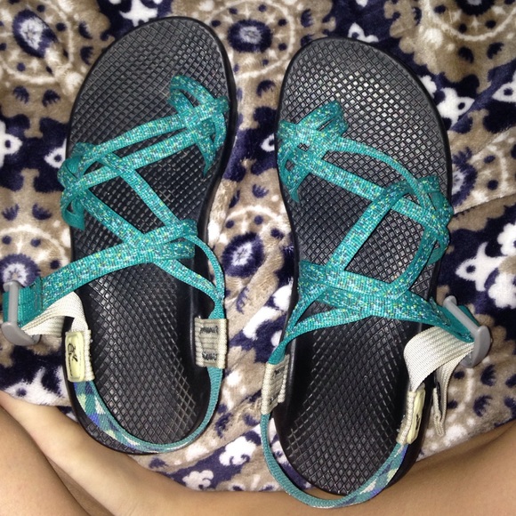 Chacos - Picture 2 of 4
