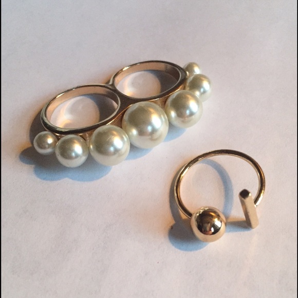 2 stylish and elegant rings!!✌🏼️⭐️