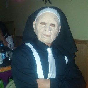 Meet your Posher, Juan