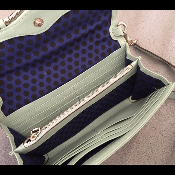 Rebecca Minkoff mint crossbody clutch on a chain - Picture 4 of 4