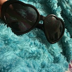 Black heart shaped sunglasses