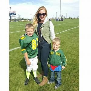 Meet your Posher, Taylor