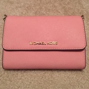 Michael kors crossbody