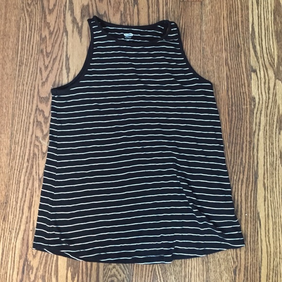 Old navy razorback tank!
