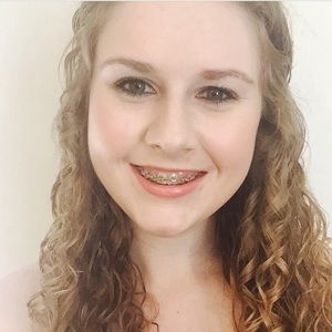 Meet your Posher, Sabrina