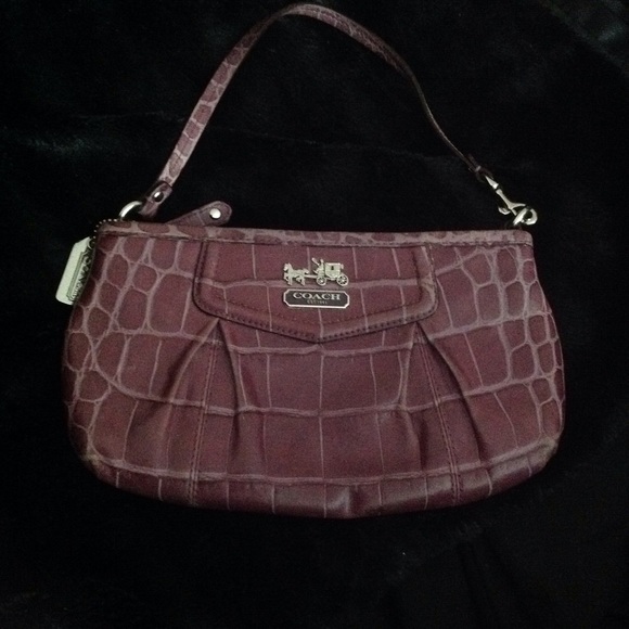 Coach Purple Croc Embossed LRG Wristlet - Picture 1 of 4