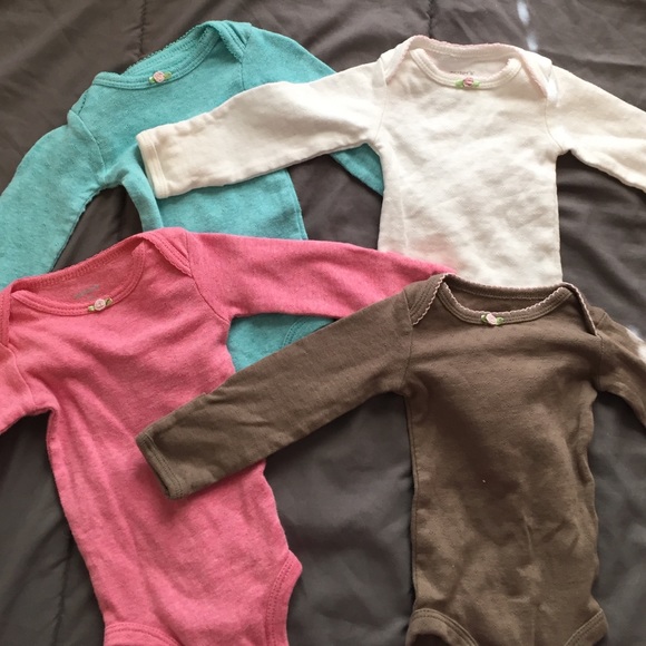 4 long sleeve onesies (a couple never worn)