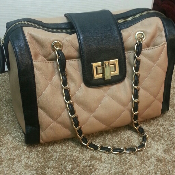 ALDO quilted shoulder bag