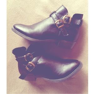 Short Black Booties