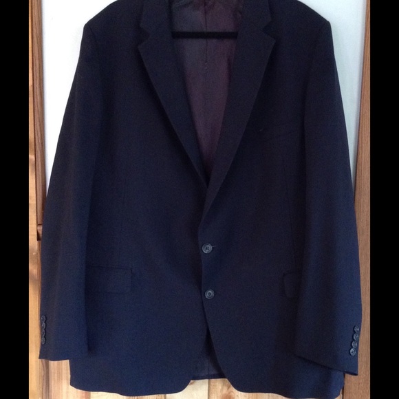 Oleg Cassini Men's Suit. Jacket is 52. Pants 50x30