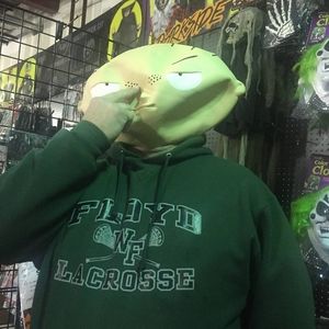 Meet your Posher, Thomas