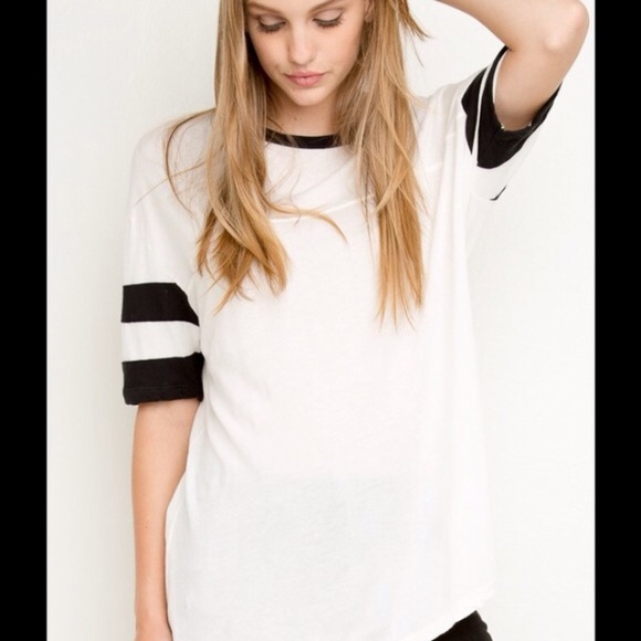 Brandy Melville Rare Telese Top~ 22🅿️🅿️