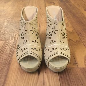 Nude Perforated Wedge Heel (Beige, Tan,)