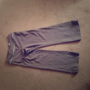 *Nike* spandex capris