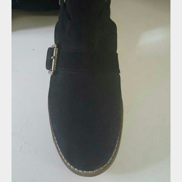 ASOS Amy suede cut out boots - Picture 2 of 4