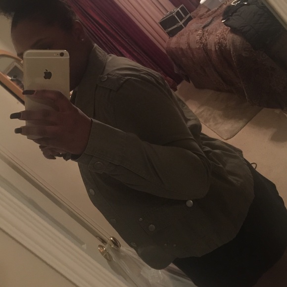 Army Style Jacket - Picture 4 of 4