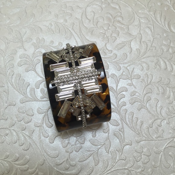 Lia Sophia cuff
