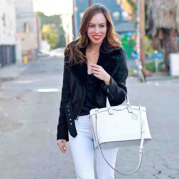 **FLASH SALE** Henri Bendel Satchel