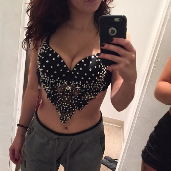 Embroidered rave bra, complete with belly piece - Picture 2 of 4