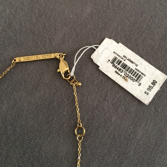 MICHAEL KORS Necklace - Picture 2 of 3