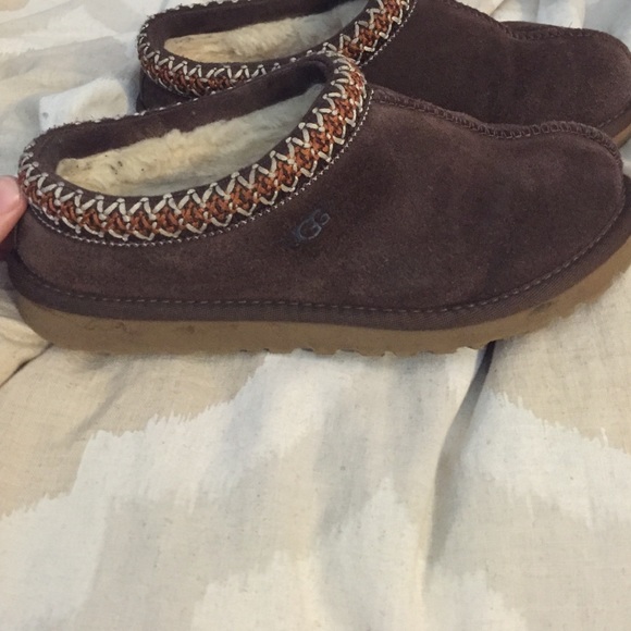Brown tasman slippers