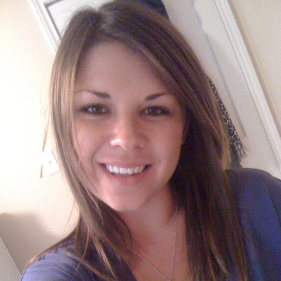 Meet your Posher, Jenna - Picture 1 of 1