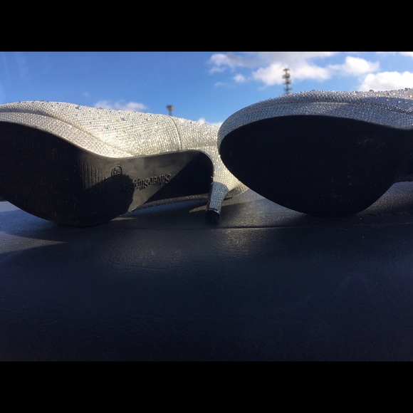 Silver Slipper ® shoes - Picture 2 of 3