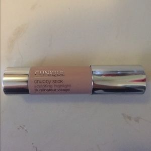 🎉 SALE Clinique chubby highlight