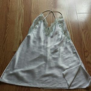 Bundle of 2 vs nighty