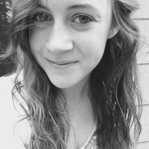 Meet your Posher, Karissa