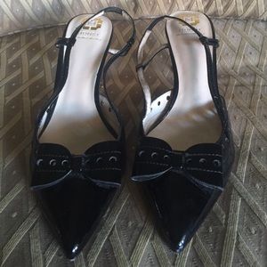 Monet Pointed Toe Bow Heels