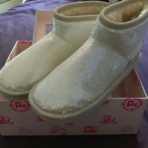 New Victoria's Secret PINK sequin fur booties