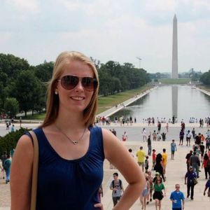 Meet your Posher, Caroline