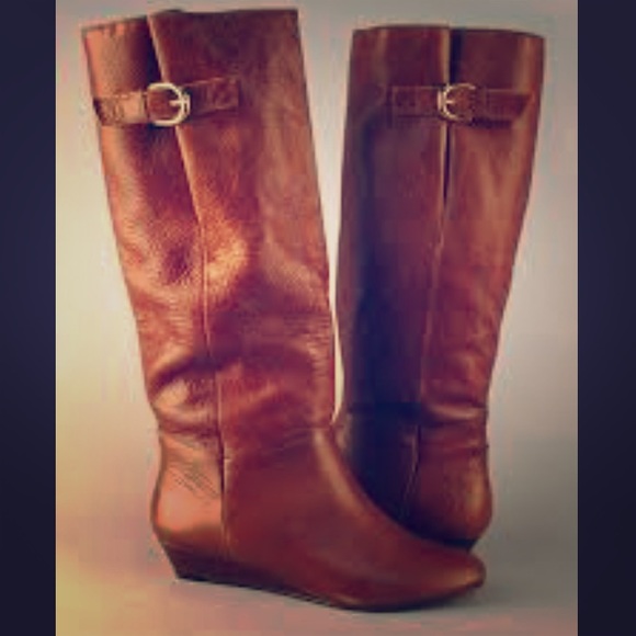 Cognac Boots