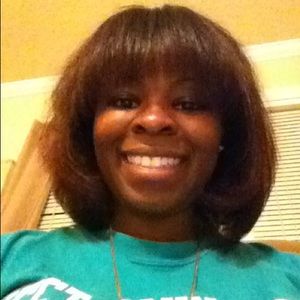 Meet your Posher, Alexis